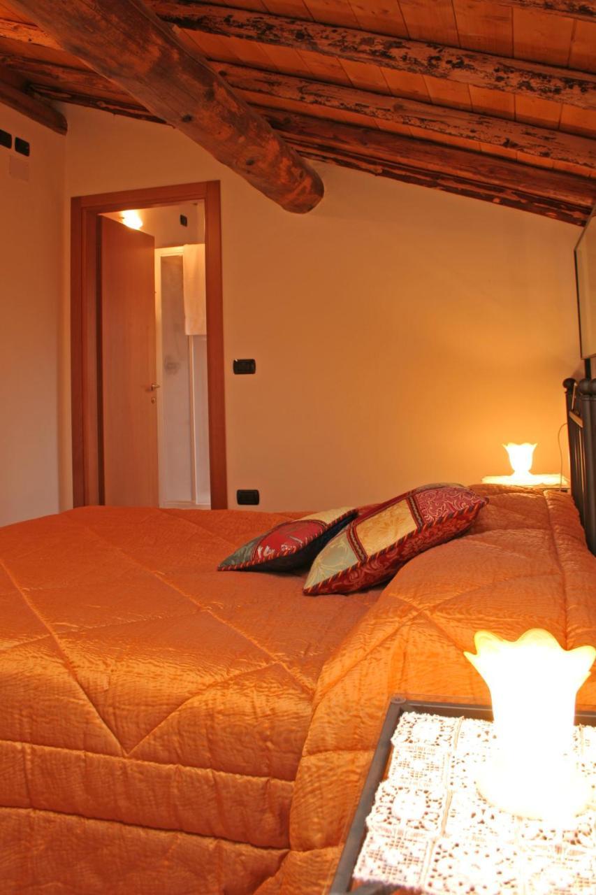 Agriturismo La Staffa Валеджо-суль-Мінчо Екстер'єр фото